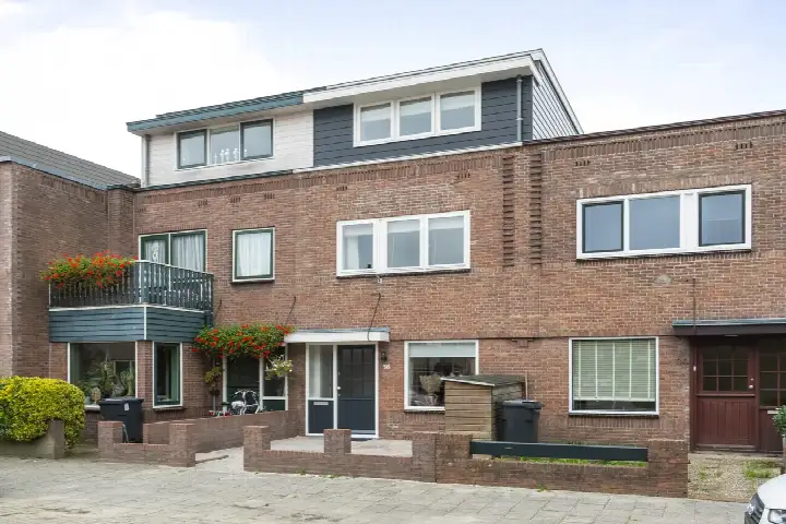 Tussenwoning te koop: Bantamstraat 38, Medanbuurt Haarlem