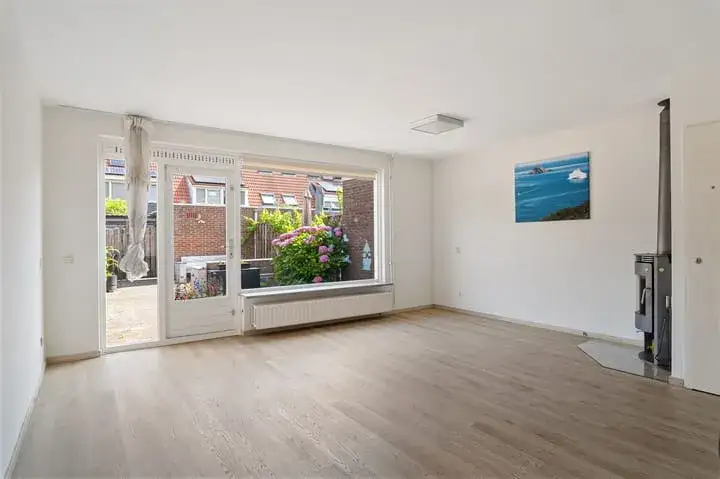 Tussenwoning te koop: Barbaragang 8, Rokkeveen-West Zoetermeer