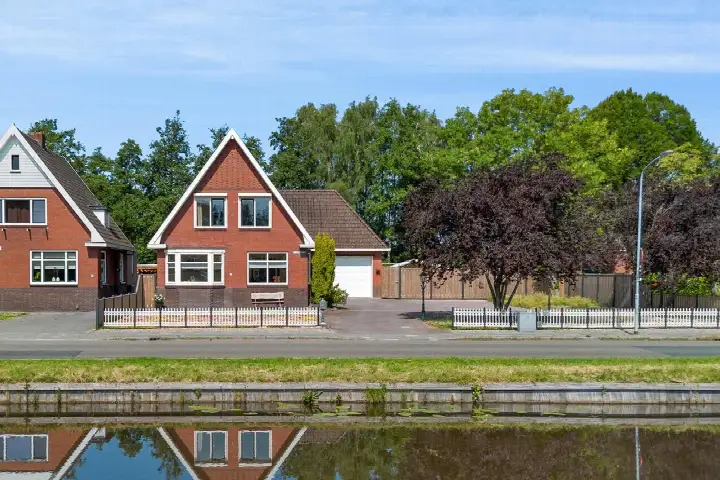 Detached house for sale: Bareveldstraat 37, Bareveld Wildervank