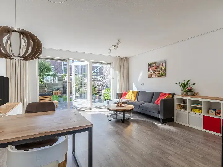 Terraced house for sale: Barkmolenstraat 3, De Meeuwen Groningen