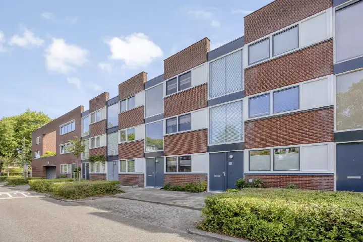 Tussenwoning te koop: Barnsteenlaan 8, Tolsteeg en Rotsoord Utrecht