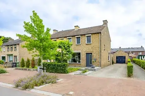 Semi-detached for sale: Baron de Liedelstraat 10, Nieuw-Bergen Kern Bergen (Li)