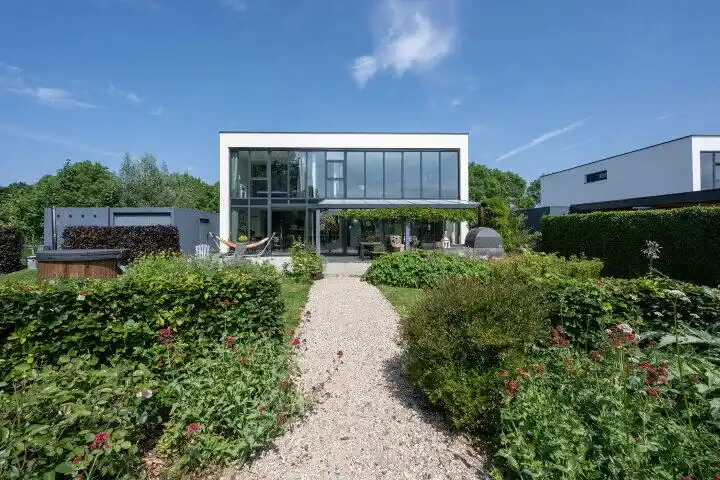 Detached house for sale: Baron van Keverbergweg 47, Oosterwold Zuid Almere