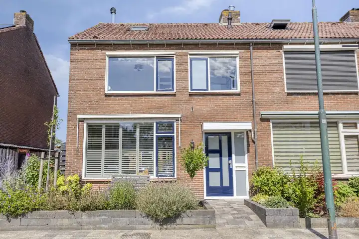 Corner house for sale: Baronieweg 32, Polsbroek-Dorp Polsbroek