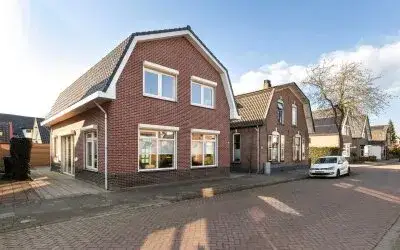 Detached house for sale: Bartelsweg 81, Brinkhorst Apeldoorn