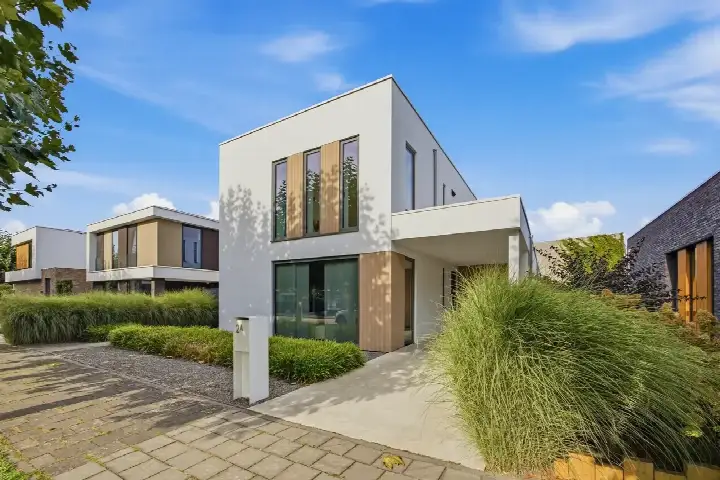 Vrijstaande woning te koop: Bartoklaan 2A, Raamsdonksveer Raamsdonksveer