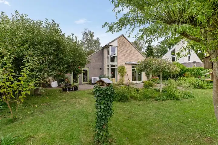 Vrijstaande woning te koop: Beatrixlaan 13, Haren-Zuidwest Haren Gn
