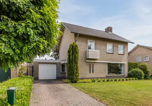 Vrijstaande woning te koop: Beatrixlaan 3, Someren centrum Someren
