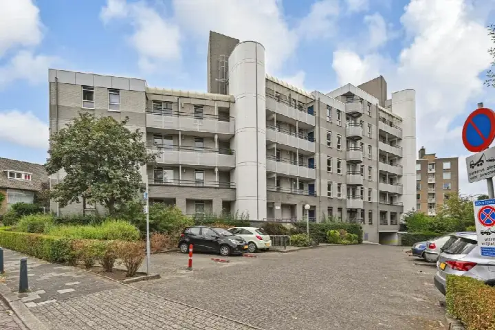 Appartement te koop: Beeklaan 568, Bomenbuurt 'S-Gravenhage