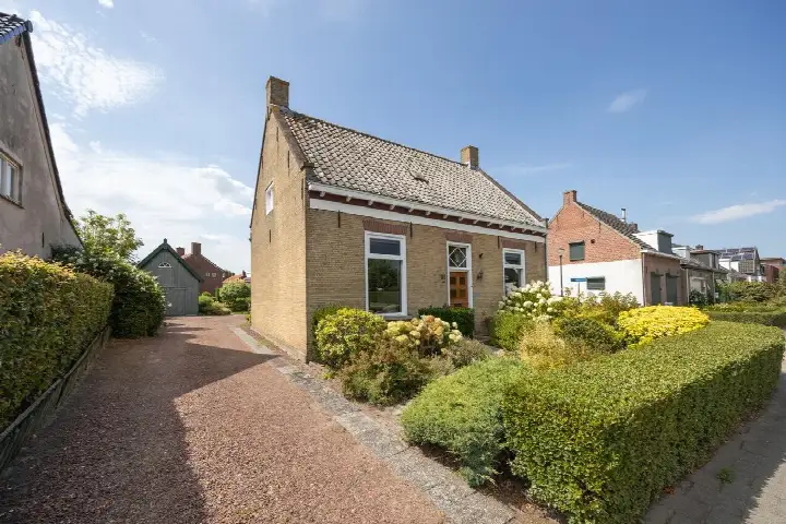 Vrijstaande woning te koop: Beeksestraat 37, Prinsenbeek Prinsenbeek