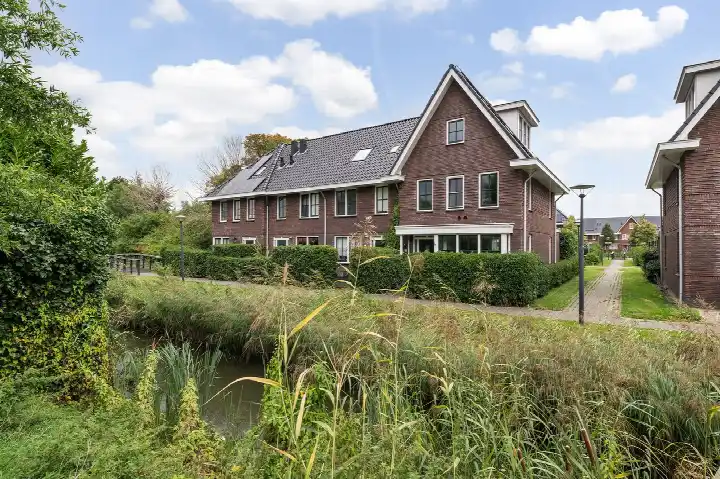 Hoekwoning te koop: Beeldsnijderpad 5, Bangert en Oosterpolder - Buurt 35 04 Zwaag