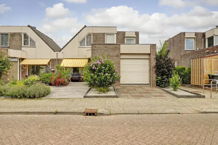 Corner house for sale: Beemdgras 12, Broekvelden-Noord Bodegraven