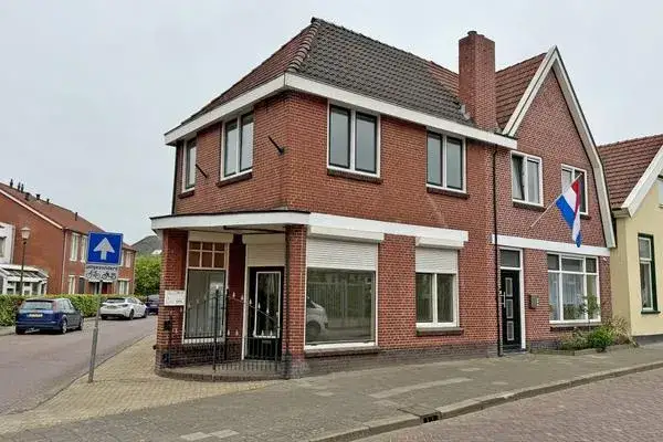 Hoekwoning te koop: Beertsterstraat 27, Winschoten-Centrum Winschoten