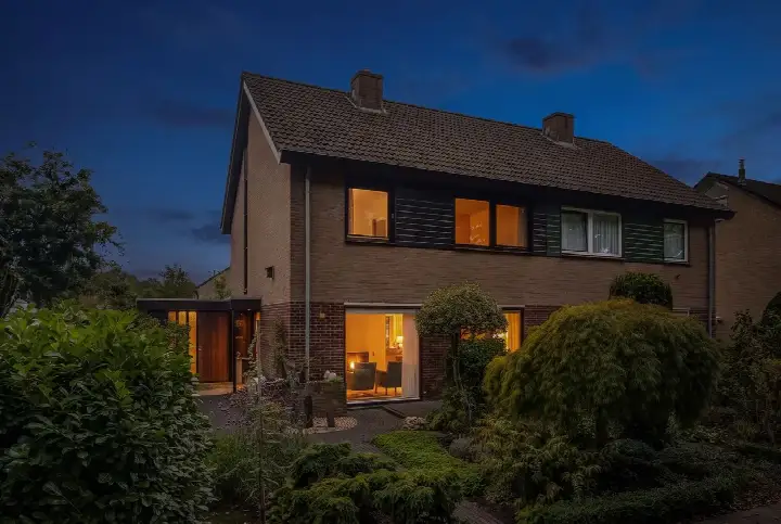 Hoekwoning te koop: Beethovenlaan 31, Twello Planetenbuurt en Hietweide Twello