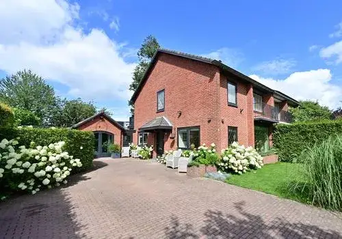 Semi-detached for sale: Beethovenlaan 4, Sijsjesberg Huizen