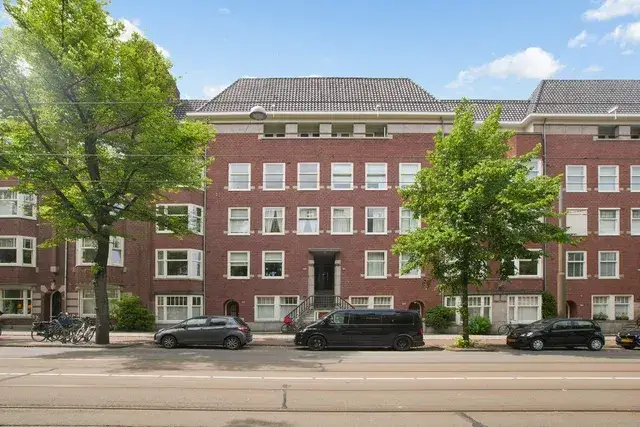 Appartement te koop: Beethovenstraat 156-3, Minervabuurt-Zuid Amsterdam