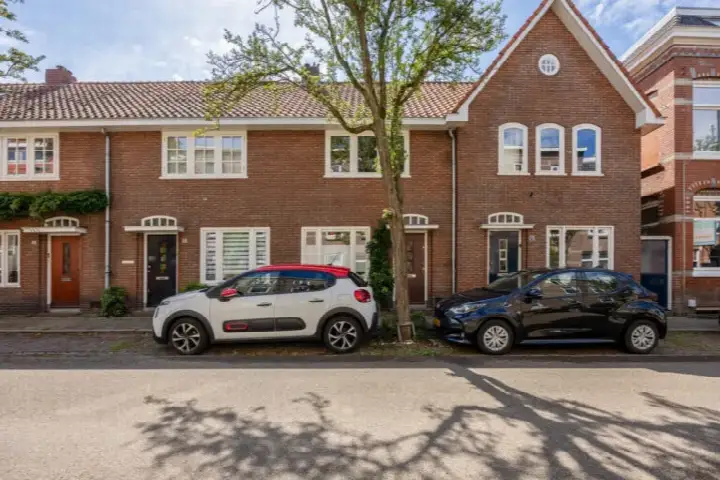 Tussenwoning te koop: Beijensstraat 80, Altrade Nijmegen