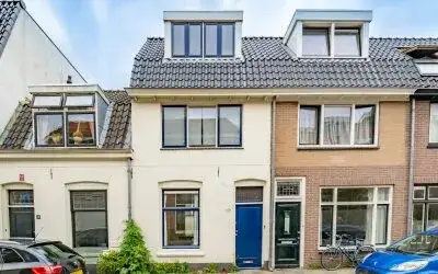 Tussenwoning te koop: Bekkerstraat 41, Wittevrouwen Utrecht
