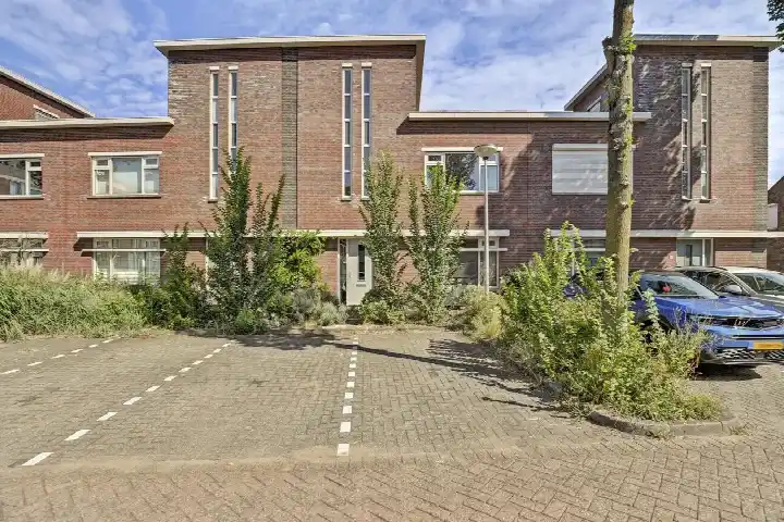 Terraced house for sale: Bellamystraat 5, Kadenbuurt Gouda