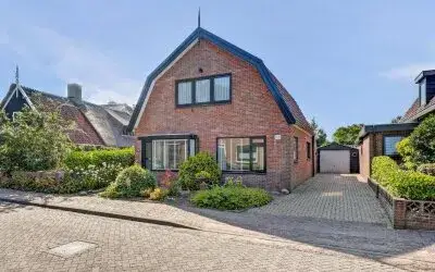 Detached house for sale: Belt 37, Hippolytushoef West (woonkern) Hippolytushoef