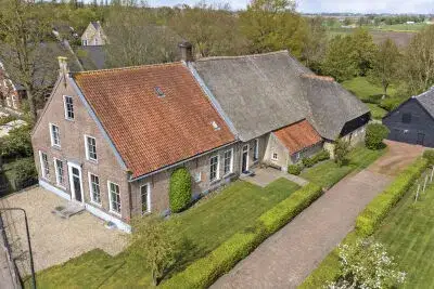 Vrijstaande woning te koop: Benedenkerkstraat 92, Waspik beneden Waspik