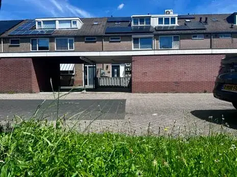 Tussenwoning te koop: Benedictushof 49, Monnikenhof centrum Vianen (Ut)