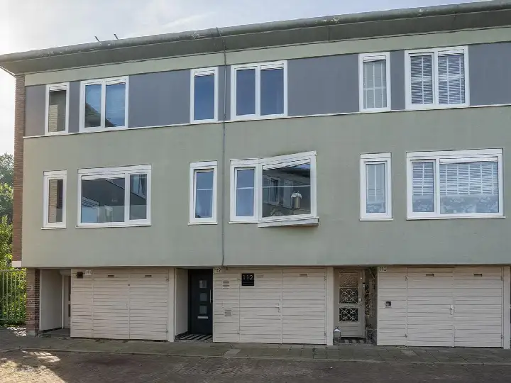 Tussenwoning te koop: Bentelobrink 112, Wesselerbrink Noord-West Enschede