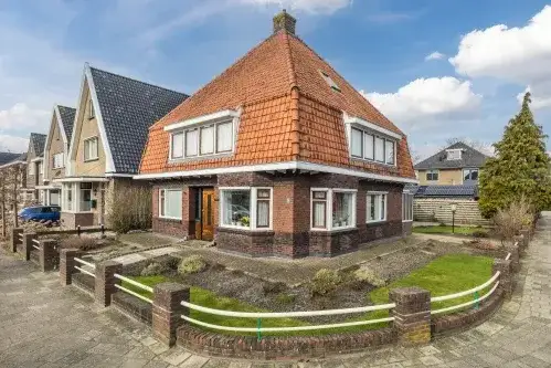 Detached house for sale: Bentinckslaan 81, Oost Hoogeveen