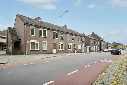 Apartment for sale: Benzenraderweg 225, Douve Weien Heerlen