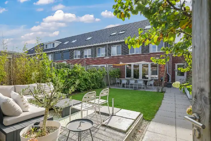 Corner house for sale: Berenklauw 42, Breekenhof Driel