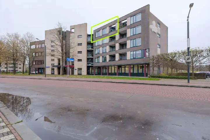 Appartement te koop: Berglaan 14-14, De Bouwen west Drachten