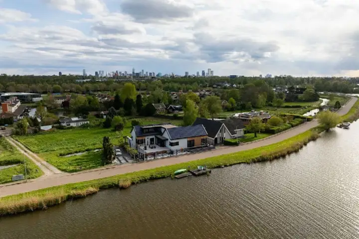 Vrijstaande woning te koop: Bergse Linker Rottekade 200, Terbregge Rotterdam