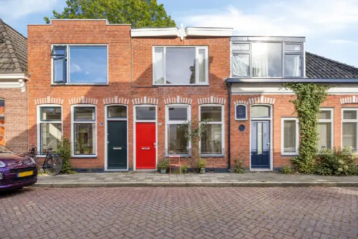 Terraced house for sale: Bergstraat 39, Noorderplantsoenbuurt Groningen