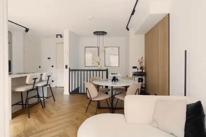 Apartment for sale: Bergweg 104D, Oude Noorden Rotterdam