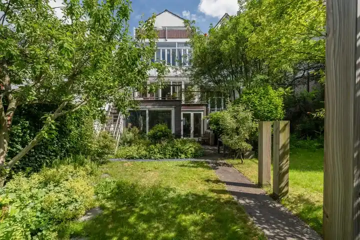 Appartement te koop: Bergweg 279B, Liskwartier Rotterdam