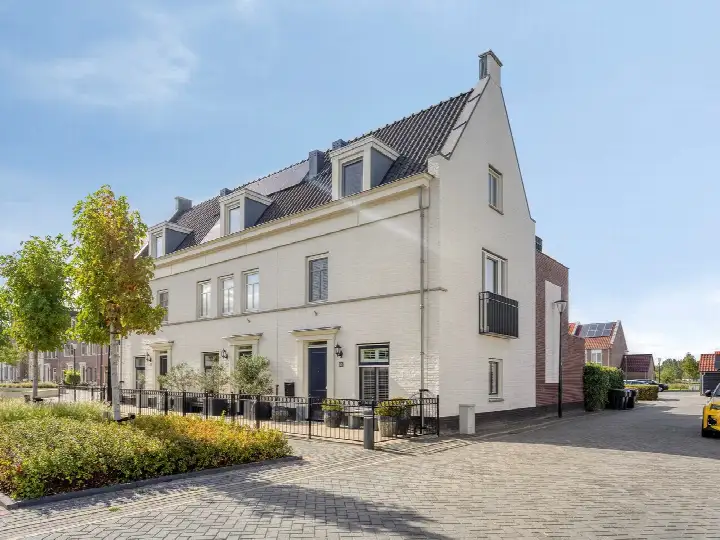 Corner house for sale: Bergweg 55, Middelharnis westplaat Middelharnis
