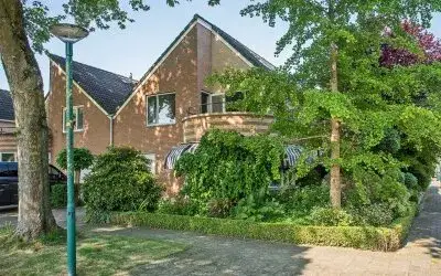 Twee-onder-één-kap te koop: Beringstraat 31, Bentveld-Bultserve Enschede