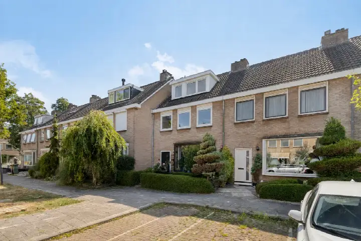 Tussenwoning te koop: Berkendal 30, Bomendal Maassluis