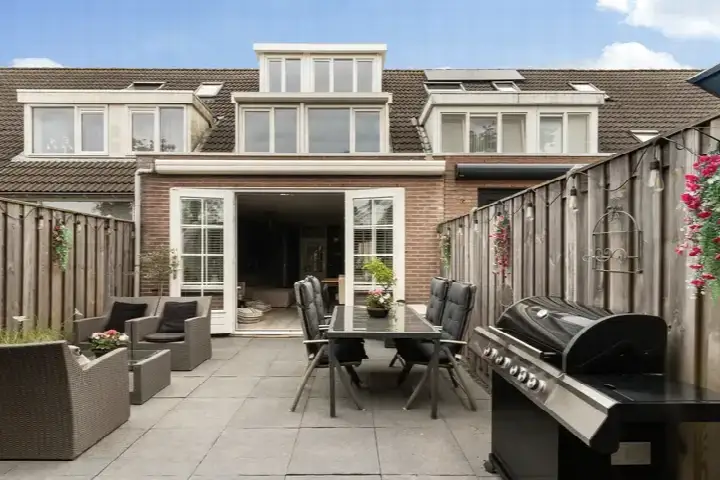 Tussenwoning te koop: Berkenhof 56, Zuiddonk Papendrecht
