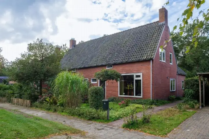 Twee-onder-één-kap te koop: Berkenweg 73, Westlaren Zuidlaren