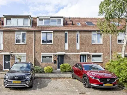Tussenwoning te koop: Bernadettegang 31, Rokkeveen-West Zoetermeer