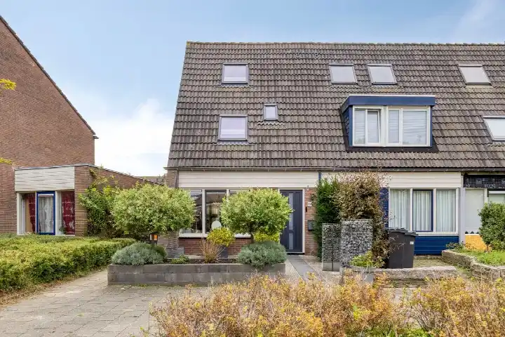 Hoekwoning te koop: Bernadottestraat 17, Hoofddorp Pax West Hoofddorp