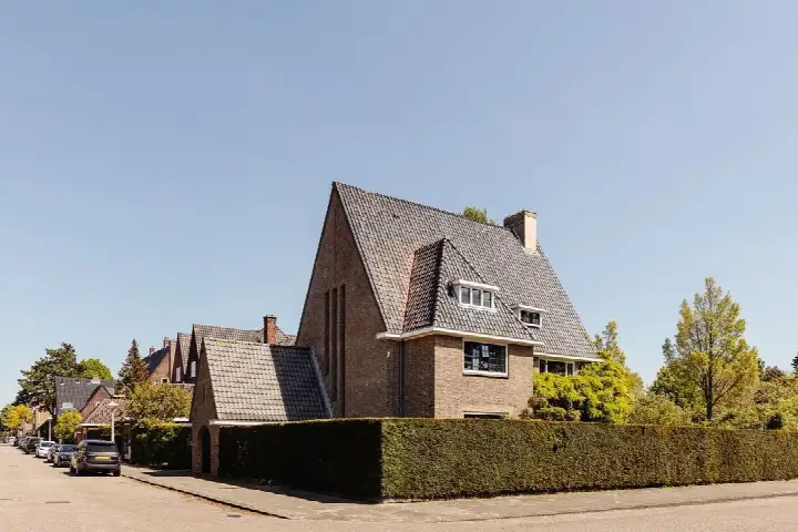 Vrijstaande woning te koop: Bernard Zweerskade 12, Diepenbrockbuurt Amsterdam