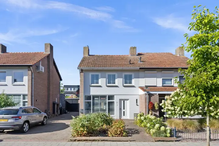 Semi-detached for sale: Bernhardstraat 16, Middelrode Berlicum