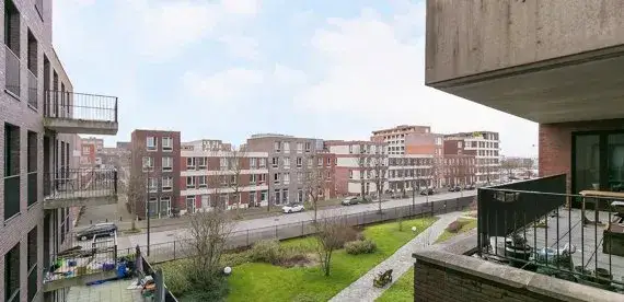 Apartment for rent: Bert Haanstrakade 90, Joris Ivenspleinbuurt Amsterdam