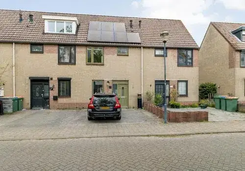 Tussenwoning te koop: Bertelsberg 25, Muizenberg Breda