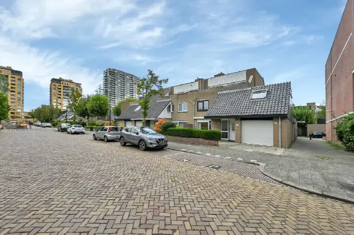 Hoekwoning te koop: Bertha von Suttnerstraat 25, Stervoorde Rijswijk