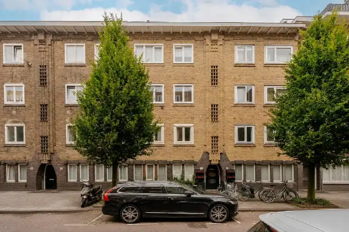 Appartement te koop: Bestevâerstraat 70-1, Landlust-Zuid Amsterdam