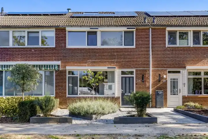 Tussenwoning te koop: Bethlehemstraat 24, Het Hartger / De Elshof - noord Gaanderen