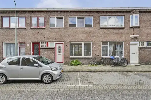 Terraced house for sale: Betje Wolffstraat 11, Krispijnse Driehoek Dordrecht
